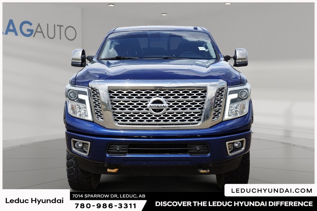 2017 Nissan Titan XD PRO-4X in Leduc, Alberta - 2 - w1024h768px