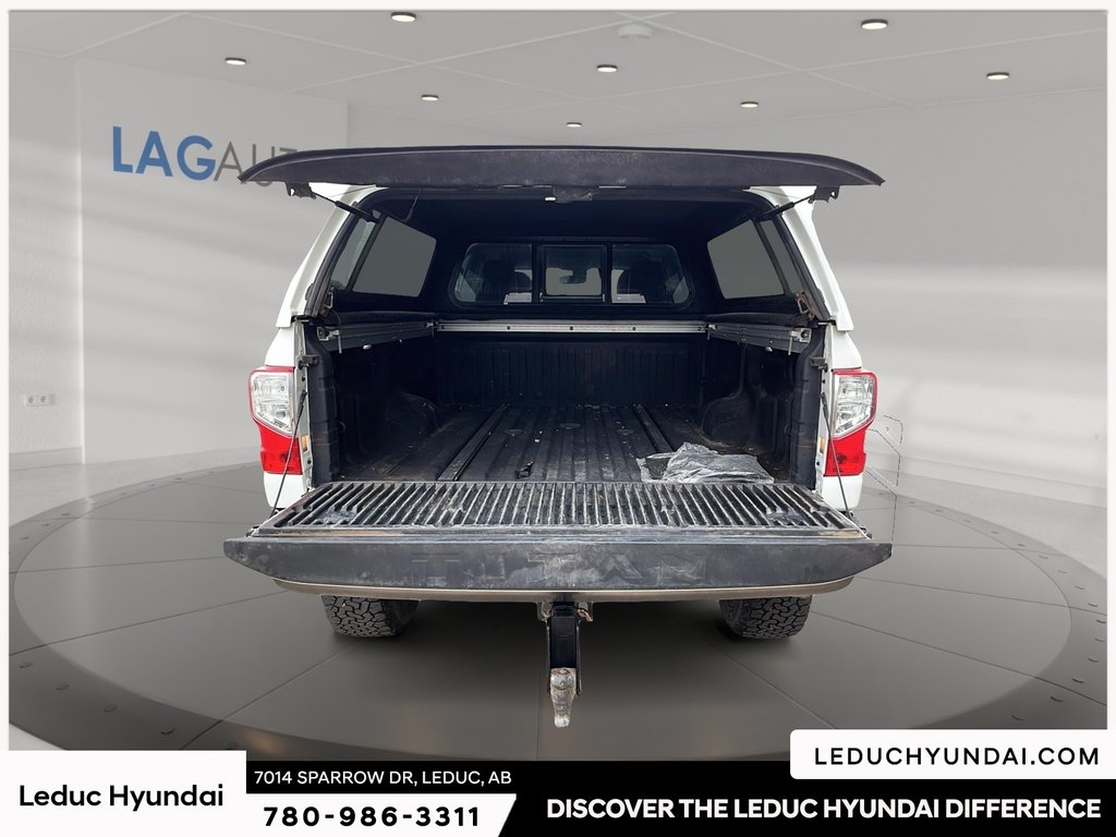 2017 Nissan Titan XD Platinum Reserve in Leduc, Alberta - 22 - w1024h768px