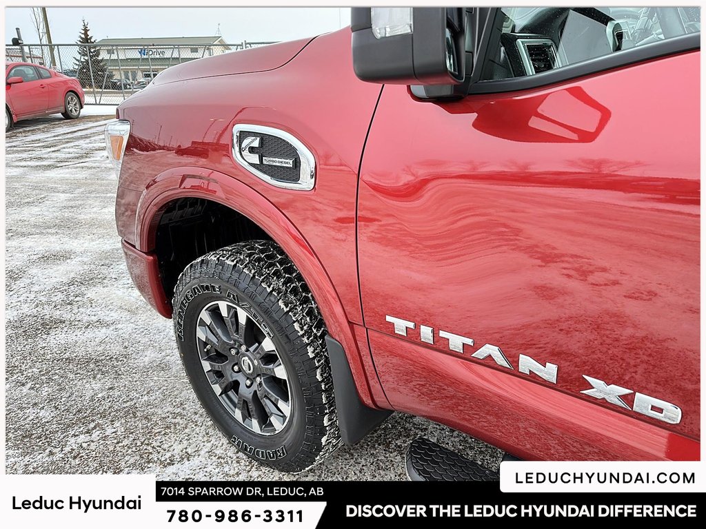 2019 Nissan Titan XD PRO-4X in Leduc, Alberta - 6 - w1024h768px