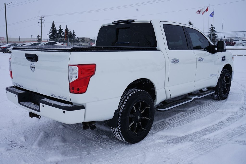 2017 Nissan Titan SV in Leduc, Alberta - 7 - w1024h768px