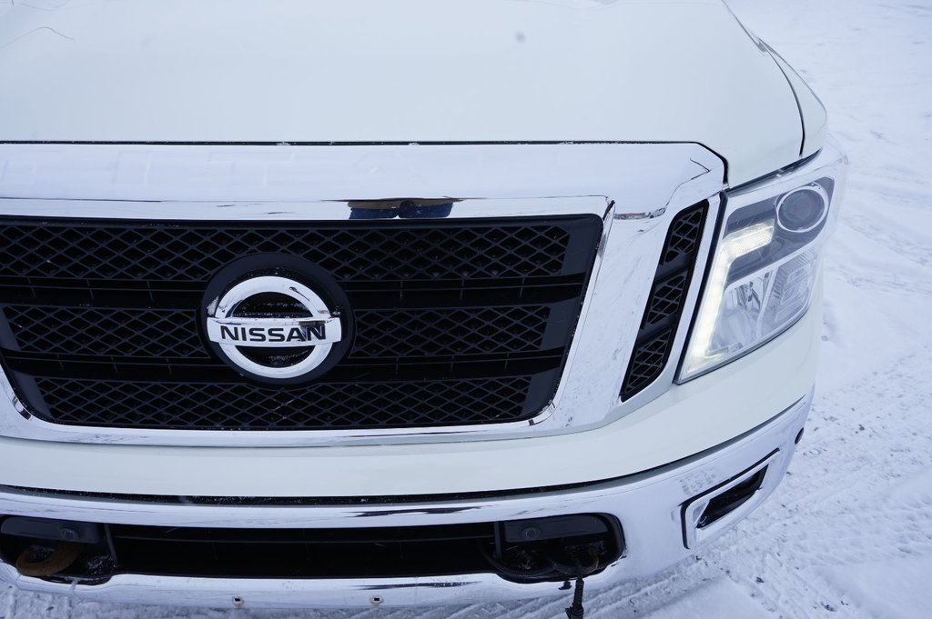 2017 Nissan Titan SV in Leduc, Alberta - 12 - w1024h768px