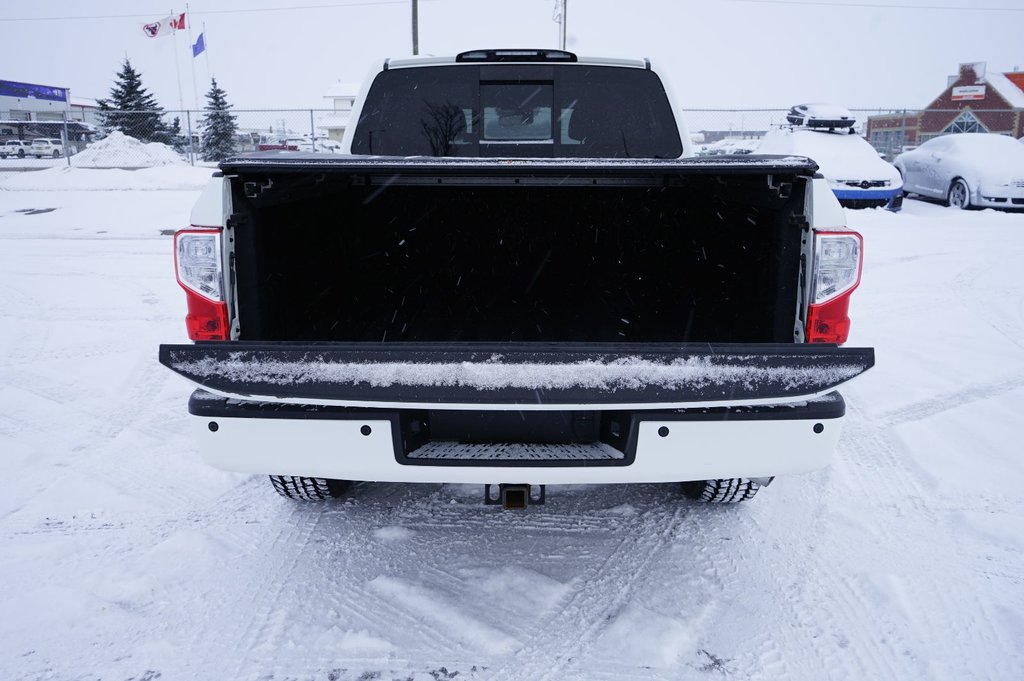 2017 Nissan Titan SV in Leduc, Alberta - 5 - w1024h768px