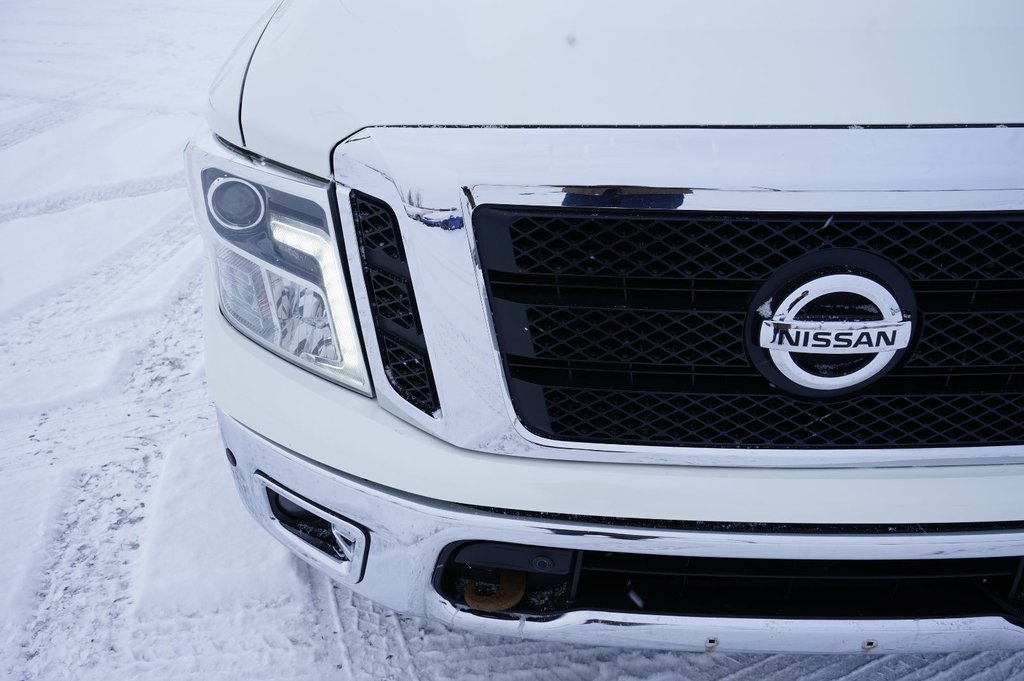 2017 Nissan Titan SV in Leduc, Alberta - 11 - w1024h768px