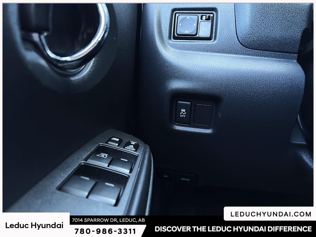 2016 Nissan Versa Note S in Leduc, Alberta - 18 - w1024h768px