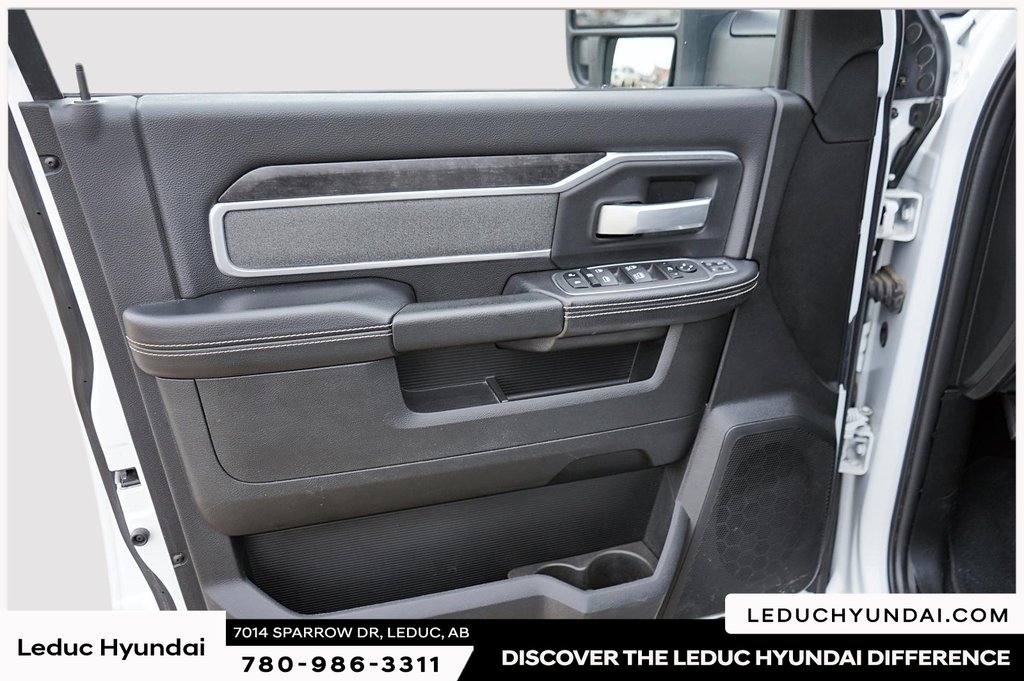 2023 Ram 3500 Big Horn in Leduc, Alberta - 11 - w1024h768px