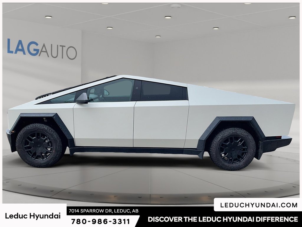 2024 Tesla Cybertruck Base in Leduc, Alberta - 5 - w1024h768px