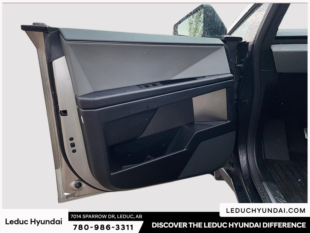 2024 Tesla Cybertruck Base in Leduc, Alberta - 11 - w1024h768px