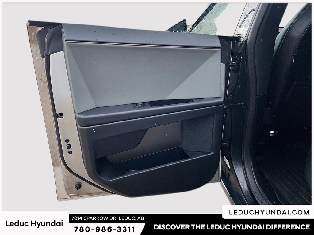 2024 Tesla Cybertruck Base in Leduc, Alberta - 12 - w1024h768px
