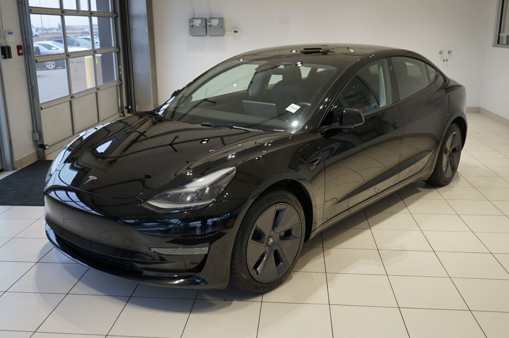 2023  MODEL 3 BASE in Leduc, Alberta - 1 - w1024h768px