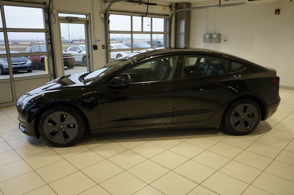 2023  MODEL 3 BASE in Leduc, Alberta - 2 - w1024h768px