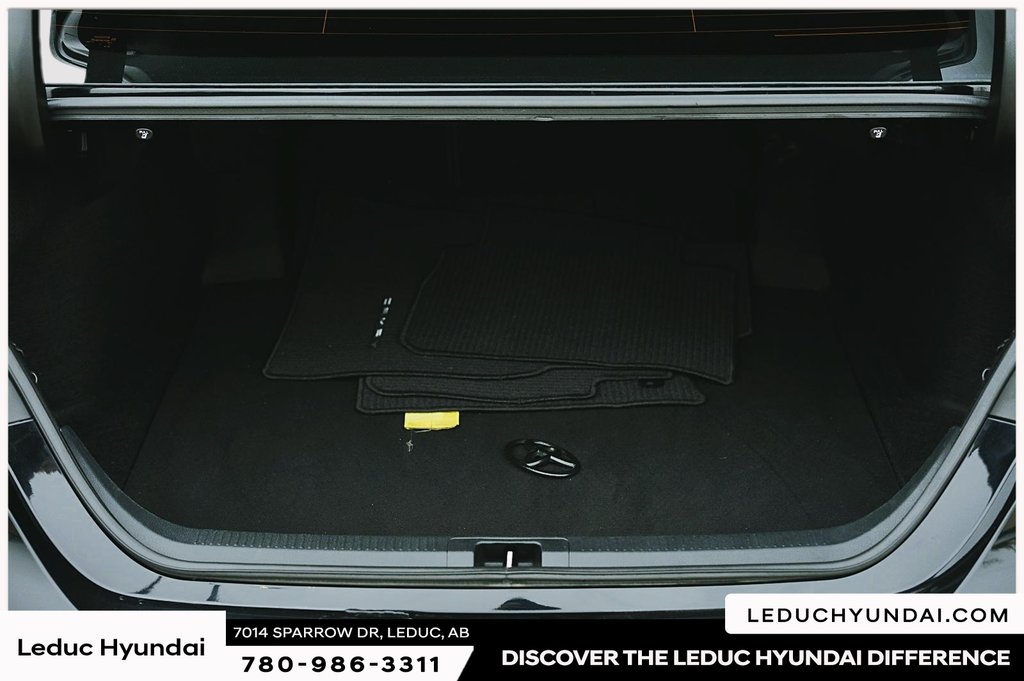 2018 Toyota Camry XSE in Leduc, Alberta - 6 - w1024h768px