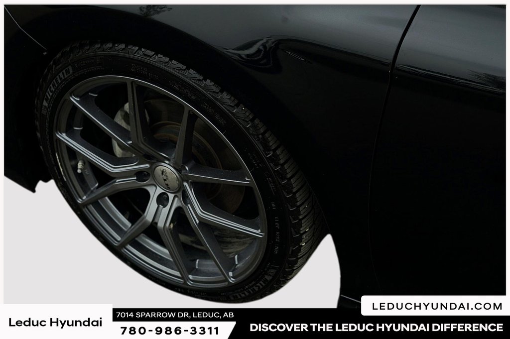 2018 Toyota Camry XSE in Leduc, Alberta - 4 - w1024h768px