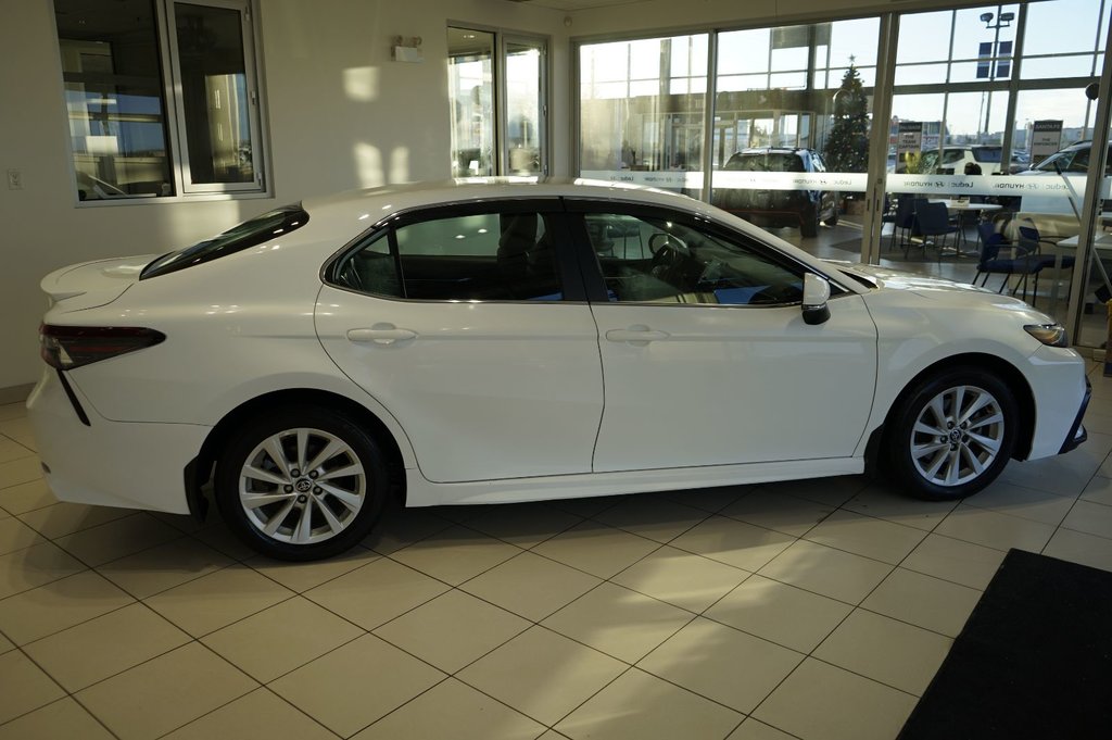 2022  Camry SE in Leduc, Alberta - 8 - w1024h768px