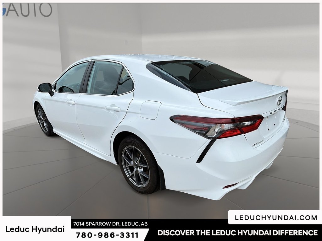 2022 Toyota Camry SE in Leduc, Alberta - 7 - w1024h768px