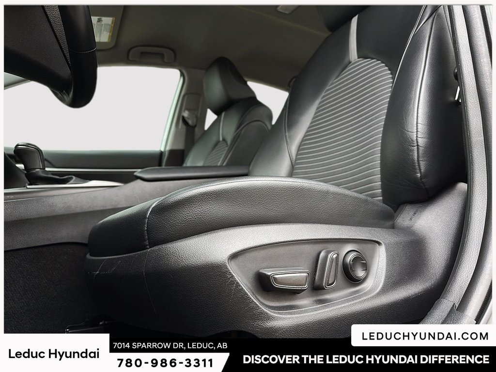 2022 Toyota Camry SE in Leduc, Alberta - 16 - w1024h768px