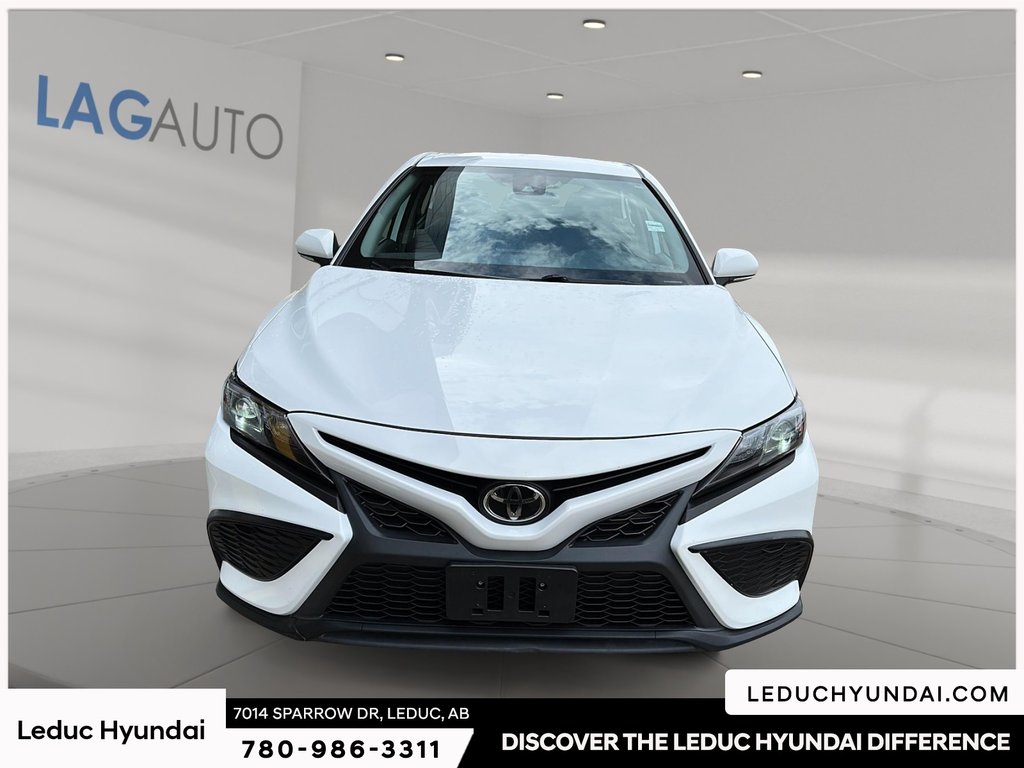 2022 Toyota Camry SE in Leduc, Alberta - 3 - w1024h768px