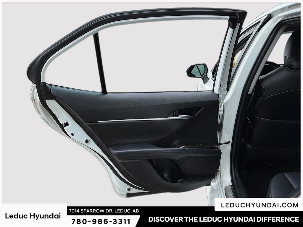 2022 Toyota Camry SE in Leduc, Alberta - 25 - w1024h768px