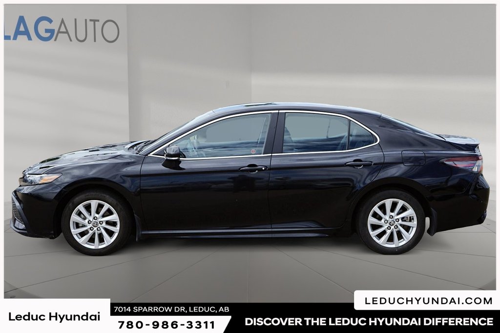 2023 Toyota Camry SE in Leduc, Alberta - 5 - w1024h768px
