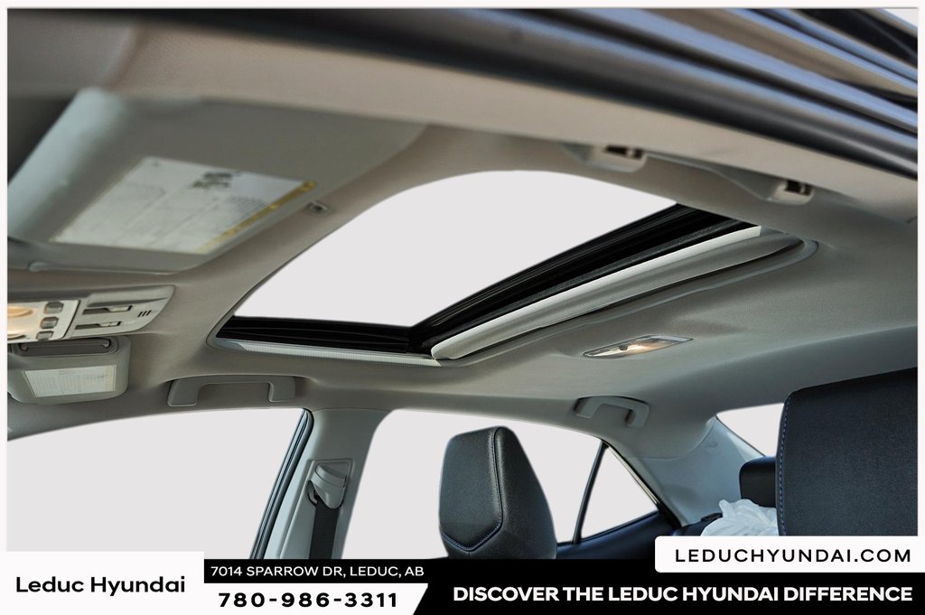 2018 Toyota Corolla SE in Leduc, Alberta - 16 - w1024h768px