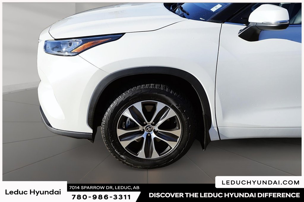 2021 Toyota Highlander XLE in Leduc, Alberta - 4 - w1024h768px