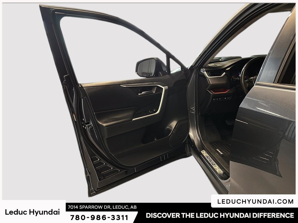 2019 Toyota RAV4 Trail in Leduc, Alberta - 12 - w1024h768px