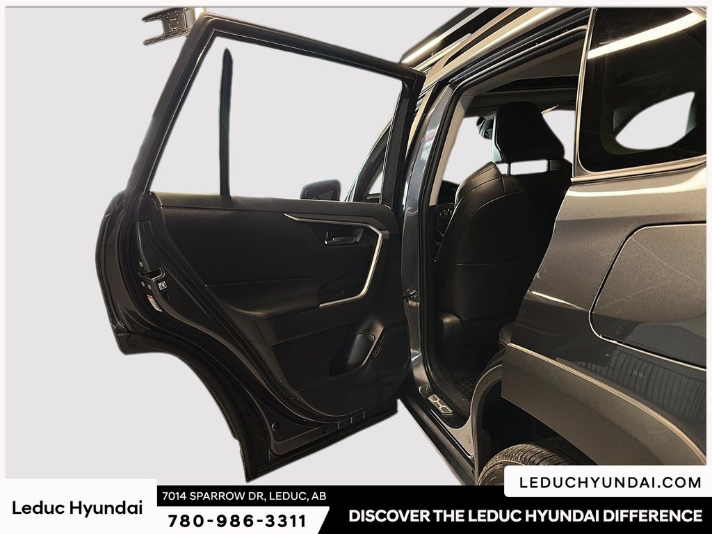 2019 Toyota RAV4 Trail in Leduc, Alberta - 13 - w1024h768px