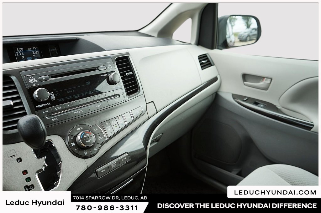 2013 Toyota Sienna LE in Leduc, Alberta - 14 - w1024h768px