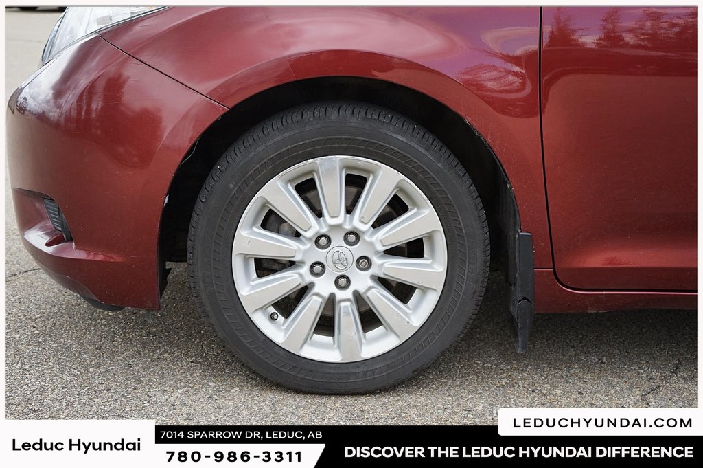 2013 Toyota Sienna LE in Leduc, Alberta - 8 - w1024h768px
