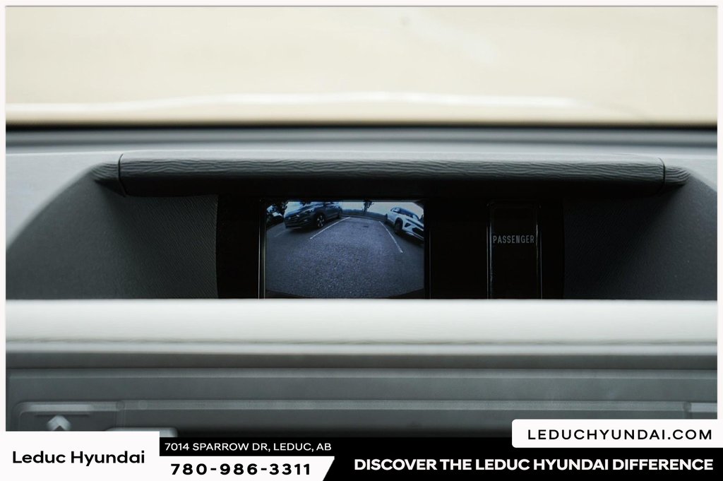 2013 Toyota Sienna LE in Leduc, Alberta - 18 - w1024h768px