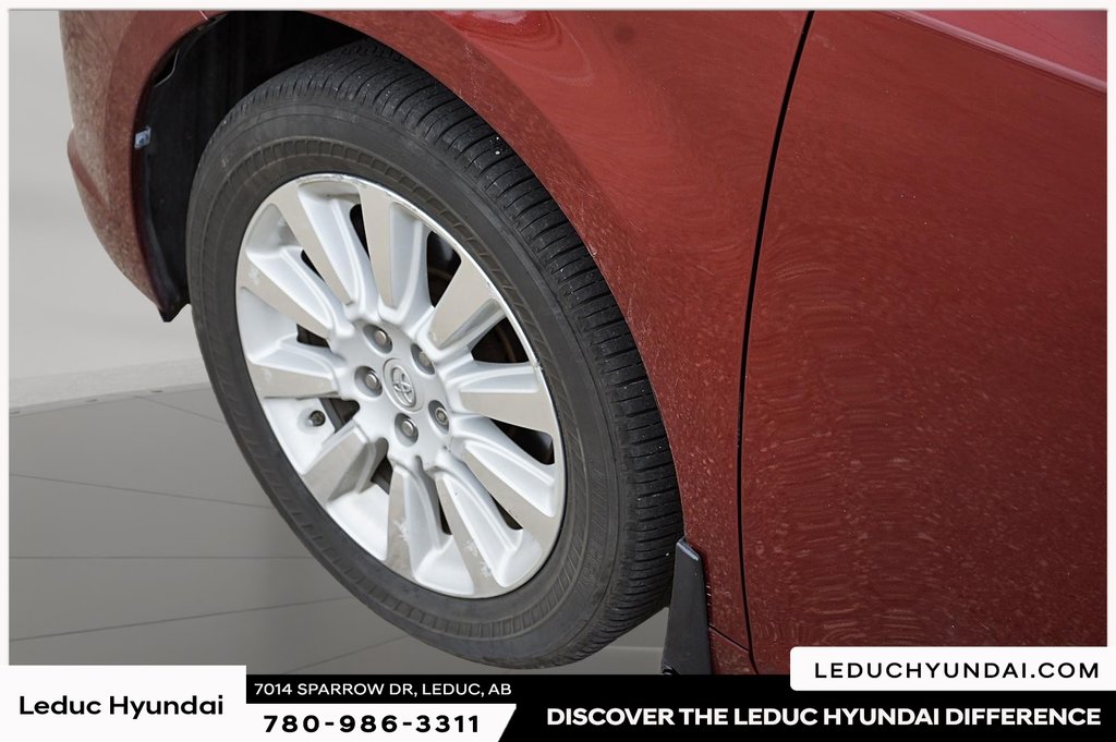 2013 Toyota Sienna LE in Leduc, Alberta - 7 - w1024h768px