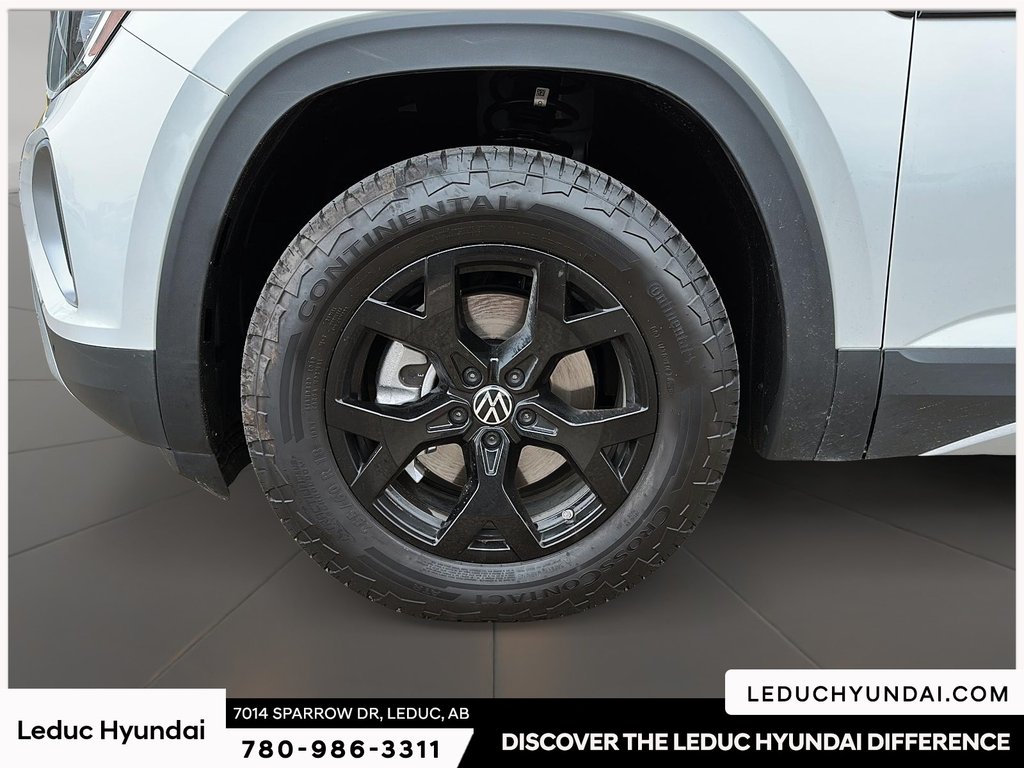 2026 Volkswagen Atlas 2.0T Peak Edition in Leduc, Alberta - 7 - w1024h768px