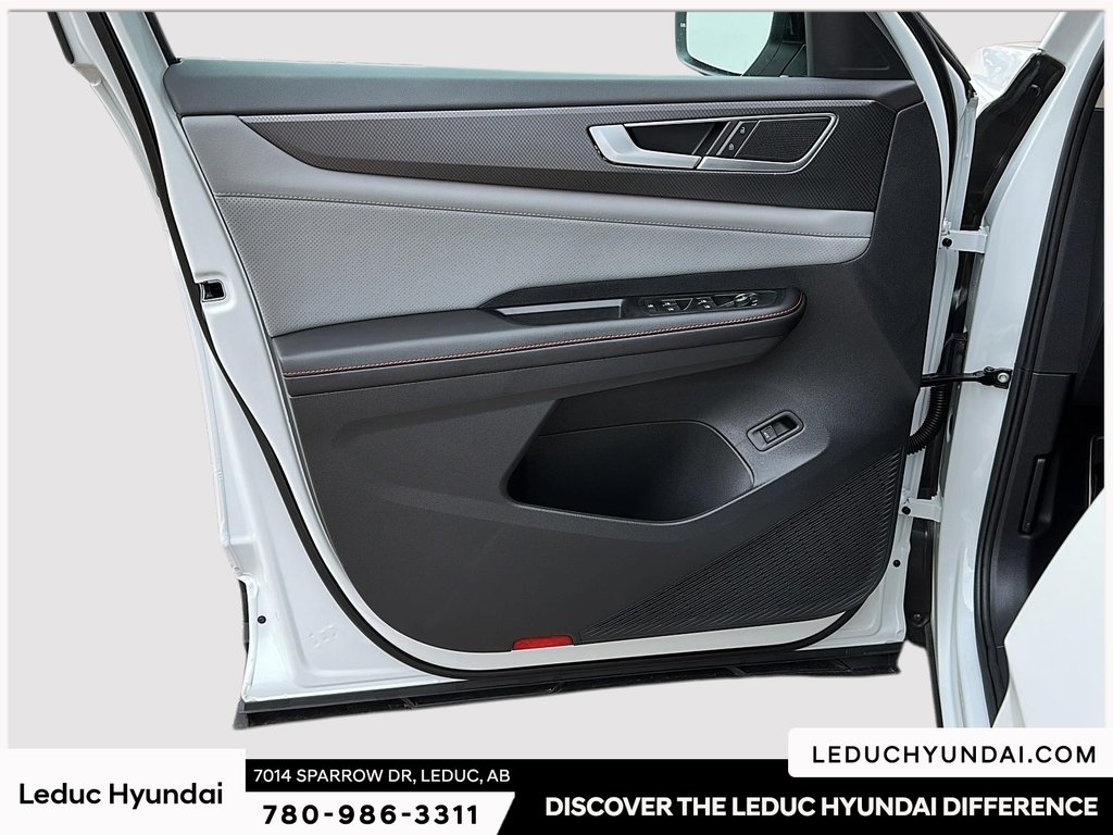 2026 Volkswagen Atlas 2.0T Peak Edition in Leduc, Alberta - 14 - w1024h768px