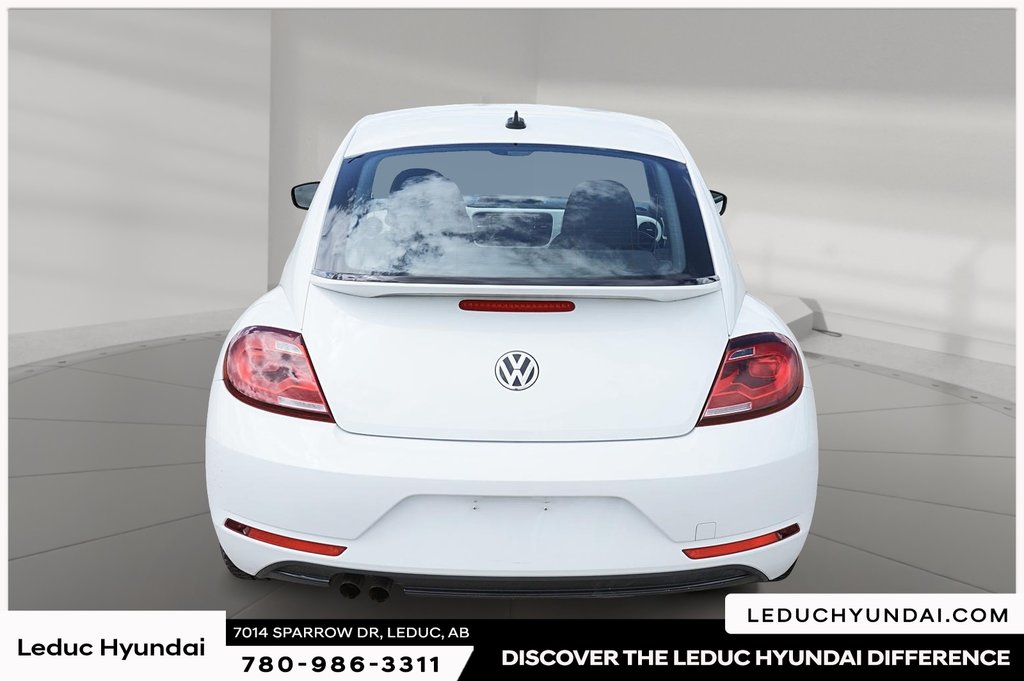 2018 Volkswagen Beetle in Leduc, Alberta - 3 - w1024h768px
