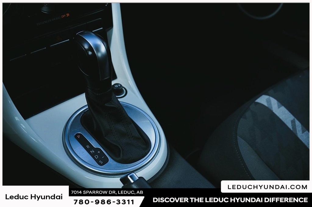 2018 Volkswagen Beetle in Leduc, Alberta - 14 - w1024h768px