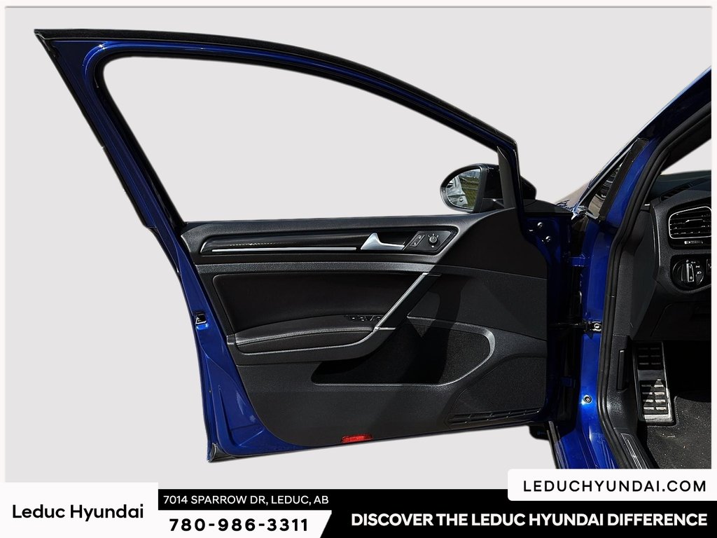 2018 Volkswagen Golf R 2.0 TSI in Leduc, Alberta - 12 - w1024h768px