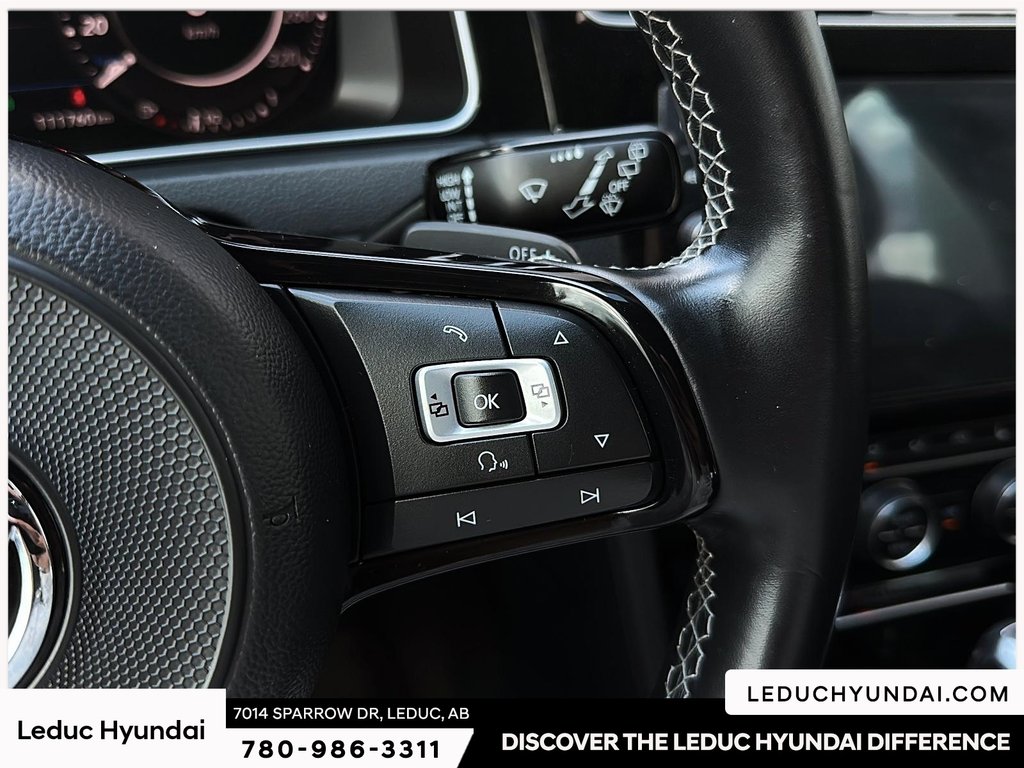 2018 Volkswagen Golf R 2.0 TSI in Leduc, Alberta - 16 - w1024h768px