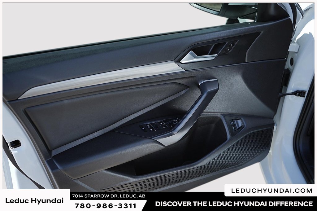 2021 Volkswagen Jetta Highline in Leduc, Alberta - 10 - w1024h768px