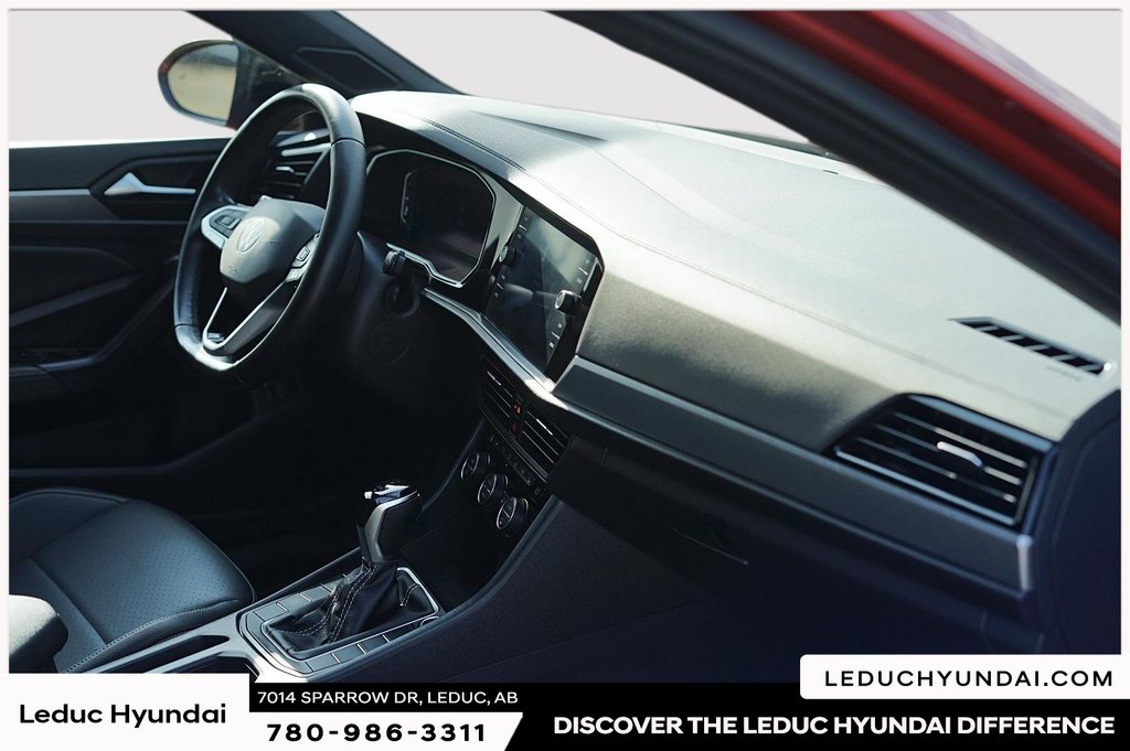 2024 Volkswagen Jetta Comfortline in Leduc, Alberta - 10 - w1024h768px