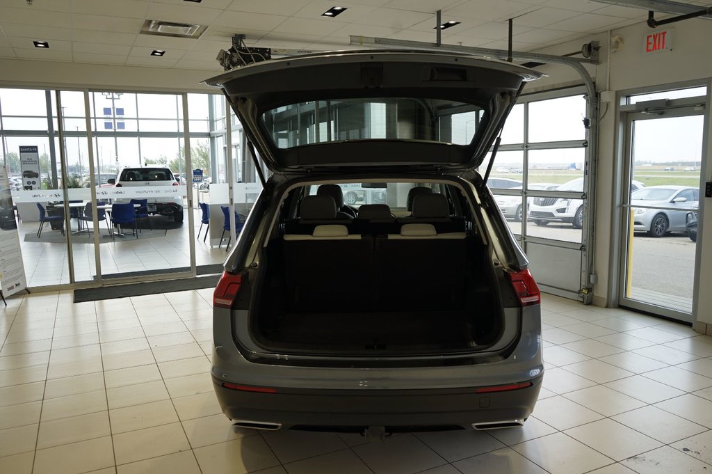 2018  Tiguan Trendline in Leduc, Alberta - 5 - w1024h768px