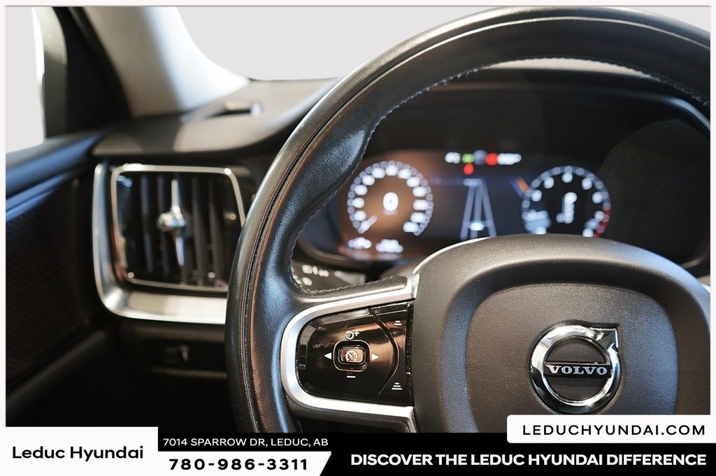 2022 Volvo V60 Cross Country T5 AWD in Leduc, Alberta - 12 - w1024h768px