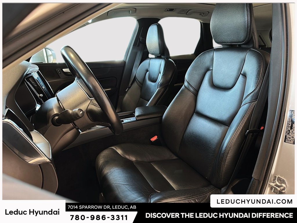 2020 Volvo XC60 T6 Momentum in Leduc, Alberta - 8 - w1024h768px