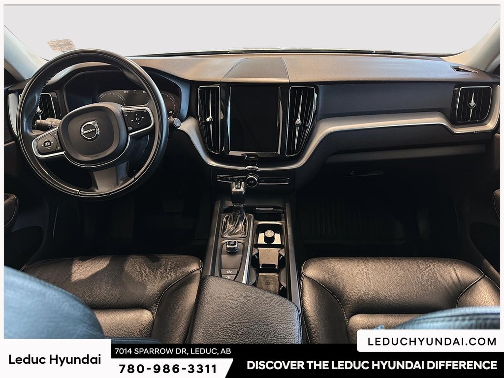 2020 Volvo XC60 T6 Momentum in Leduc, Alberta - 11 - w1024h768px