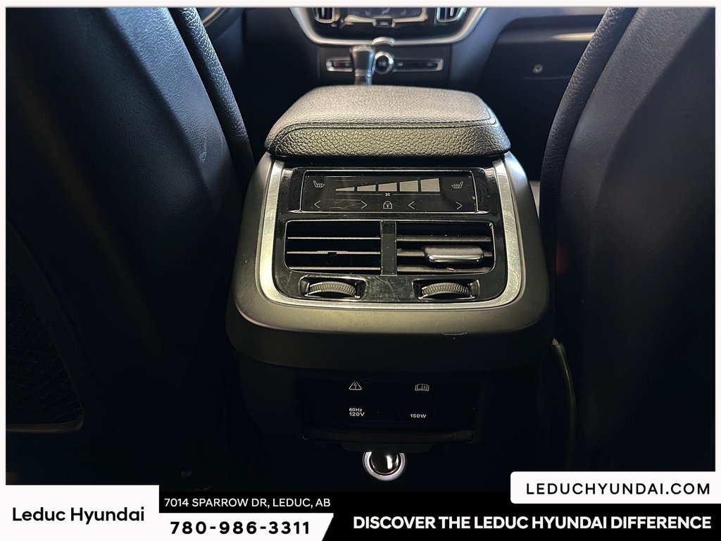 2020 Volvo XC60 T6 Momentum in Leduc, Alberta - 10 - w1024h768px