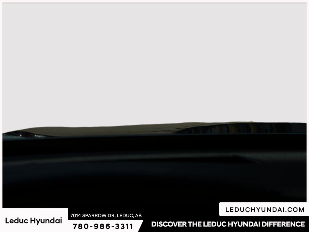 2023 Volvo XC60 B6 Ultimate Dark Theme in Leduc, Alberta - 16 - w1024h768px
