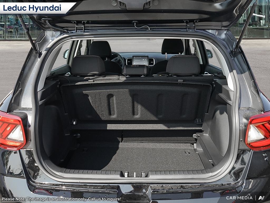 2025 Hyundai Venue Preferred in Leduc, Alberta - 7 - w1024h768px