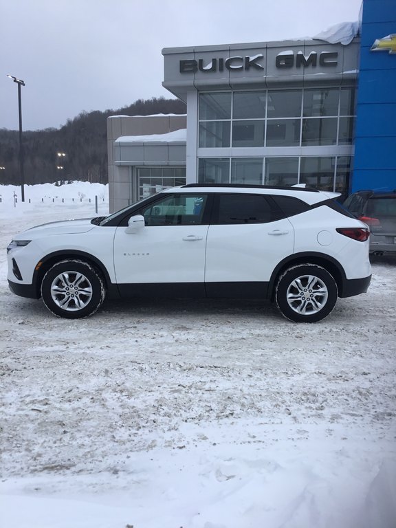 2020 Chevrolet Blazer in Mont-Tremblant, Quebec - 8 - w1024h768px