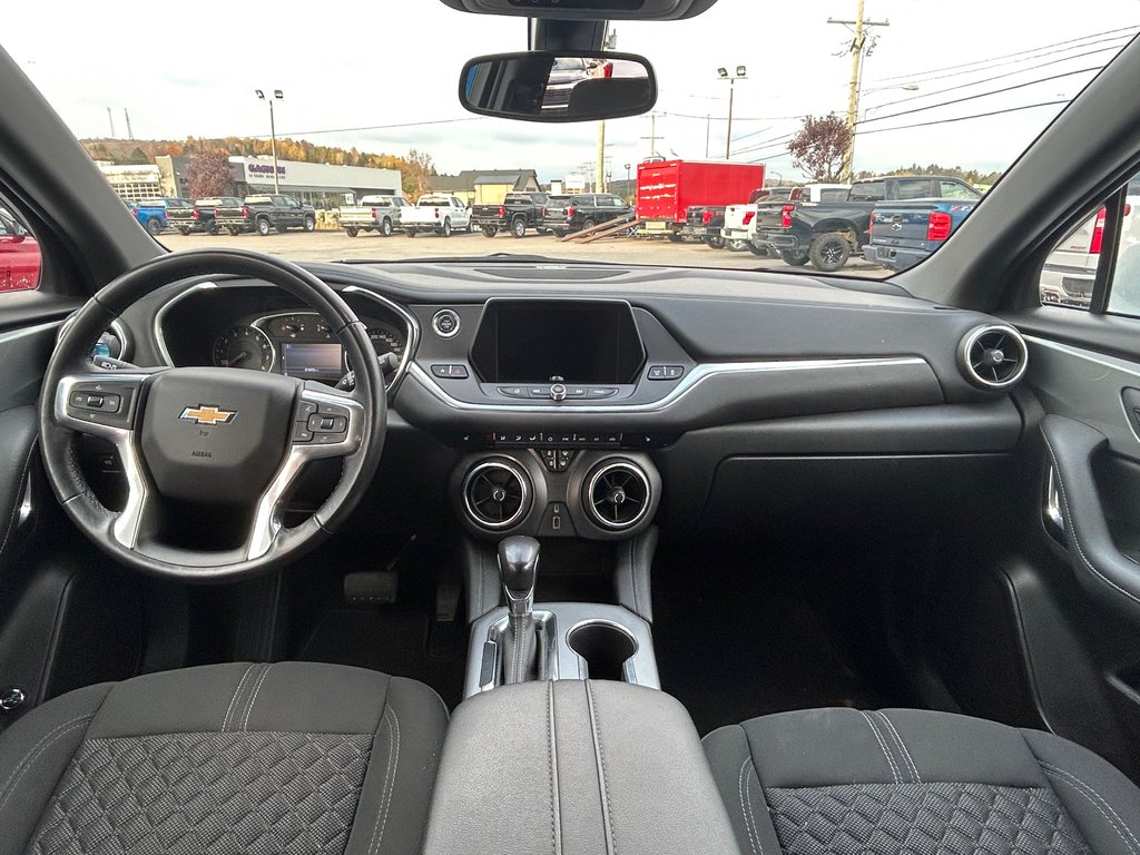 2020 Chevrolet Blazer in Mont-Tremblant, Quebec - 24 - w1024h768px