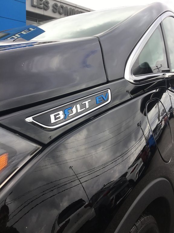 2021 Chevrolet Bolt EV in Mont-Tremblant, Quebec - 6 - w1024h768px