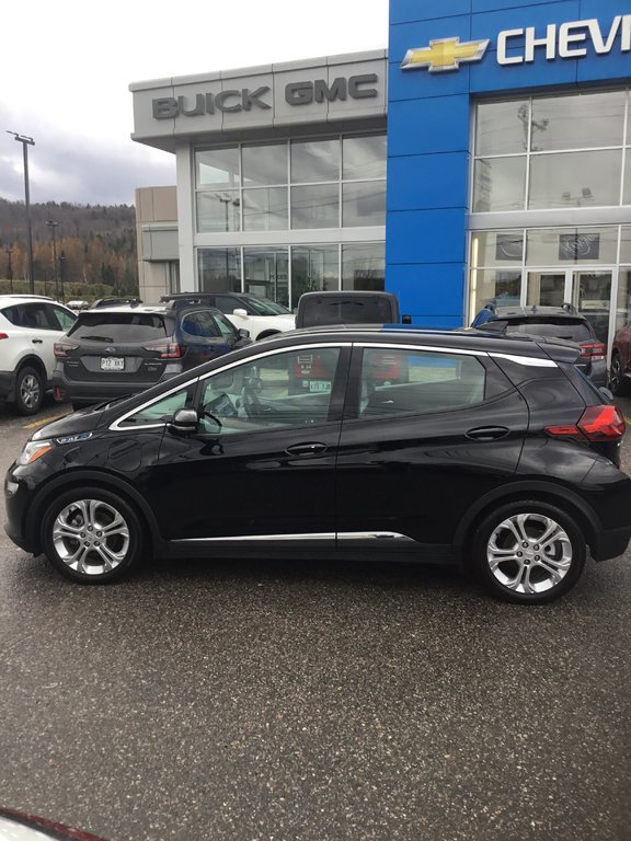 2021 Chevrolet Bolt EV in Mont-Tremblant, Quebec - 4 - w1024h768px