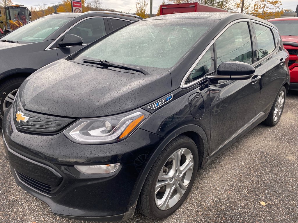 2021 Chevrolet Bolt EV in Mont-Tremblant, Quebec - 1 - w1024h768px